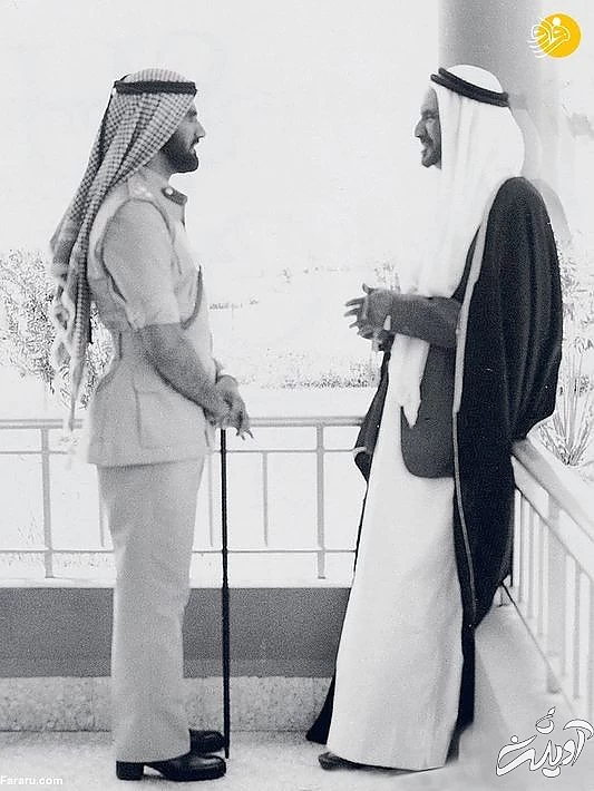 شیخ رشید بن سعید آل مکتوم و شیخ محمد بن راشد آل مکتوم